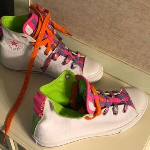 Funky converse all stars ⭐️ fun!